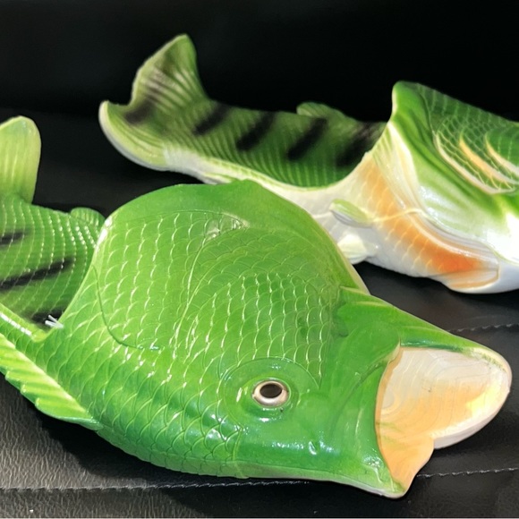 CODDIES FISH FLIP FLOPS - Picture 2 of 6